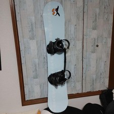 Snowboard simpatico pingu usato  Spedire a Italy