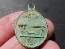 Ancienne medaille sainte d'occasion  Aubenas
