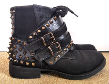 Moda pelle studded for sale  APPLEBY-IN-WESTMORLAND