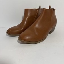 New women old for sale  Bethpage