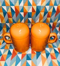 RANGETOP SAL PIMENTA SHAKERS Laranja Tangerina RANGE TOP FIESTA novo Fiestaware comprar usado RANGETOP SAL PIMENTA SHAKERS Laranja Tangerina RANGE TOP FIESTA novo Fiestaware comprar usado  Enviando para Brazil