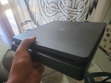 playstation 4 consol usato playstation 4 consol usato Zerfaliu