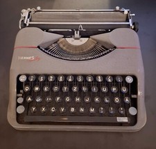 Macchina scrivere meccanica usato  Monta