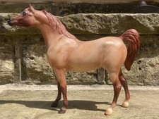 Breyer red roan for sale Breyer red roan for sale  HIGH PEAK