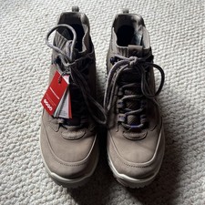 NOWE Ecco Exohike Low Hydromax Gore-Tex Buty turystyczne Damskie Rozmiar 39 (US 8-8.5), używany na sprzedaż NOWE Ecco Exohike Low Hydromax Gore-Tex Buty turystyczne Damskie Rozmiar 39 (US 8-8.5), używany na sprzedaż  Wysyłka do Poland