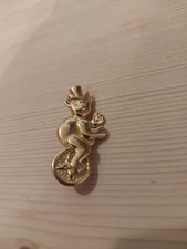 Gold tone brooch for sale  OTLEY