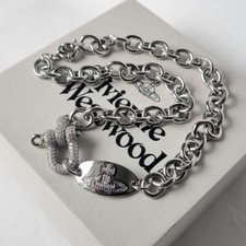 Vivienne westwood necklace d'occasion  Expédié en Belgium
