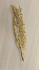 Beautiful goldtone feather for sale  FARNBOROUGH