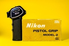 Nikon pistol grip usato  Budrio