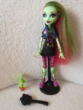 Monster high poupée d'occasion  Pommeuse