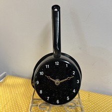 Panela de granito feita no relógio por Julie Zeelander Works estilo fazenda preto branco comprar usado  Enviando para Brazil