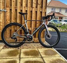 Road bike giant for sale  CARDIFF
