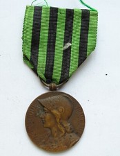 Médaille commémorative guerr d'occasion  Auxerre