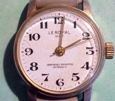 Montre bracelet dame d'occasion  Limogne-en-Quercy