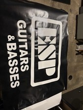 Banner de guitarra ESP 34”x24”, usado comprar usado  Enviando para Brazil