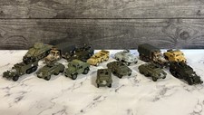 LOTE DE 14 VEHÍCULOS MILITARES DEL EJÉRCITO ESCALA 1:72 PORTA TANQUES MODELO BLINDADO GREYHOUN segunda mano  Embacar hacia Mexico