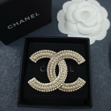 Hermoso broche de coco dorado CHANEL segunda mano  Embacar hacia Mexico