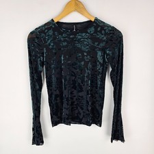 Blusa Stradivarius Feminina S Preta Malha Verde Veludo Estampa Floral Manga de Punho Dividida comprar usado  Enviando para Brazil