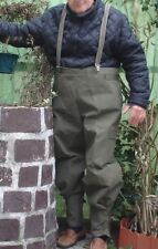 Pantaloni forti resistenti usato  Monfalcone