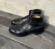 Botas vintage antigas de couro eduardiano dos anos 1920–30 no tornozelo comprar usado Botas vintage antigas de couro eduardiano dos anos 1920–30 no tornozelo comprar usado  Enviando para Brazil