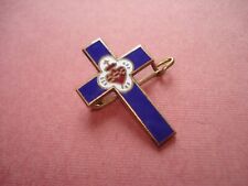 Broche croix emaillée d'occasion  Villiers-sur-Marne