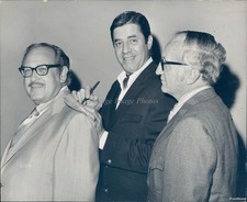 1974 Jerry Lewis óculos de uso formal foto sorriso 8X10 comprar usado  Enviando para Brazil