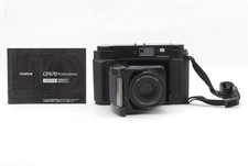 Fotocamera professionale fujif usato  Spedire a Italy