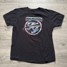 Usado, Camiseta FOO FIGHTERS (2018) Logotipo Oficial da Banda FF Space Crest Comet Tamanho Grande comprar usado  Enviando para Brazil