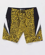 volcom boardshorts for sale  TRURO