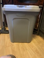 Large pet food for sale  NORTHAMPTON