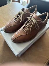 Scarpe uomo sneakers usato  Giovinazzo