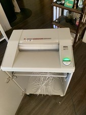 Aktenvernichter schredder idea gebraucht kaufen Aktenvernichter schredder idea gebraucht kaufen  Röttenbach
