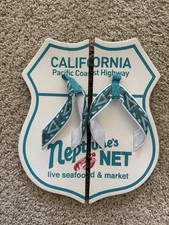 Chinelos Neptune’s Net Souvenir — 13” Decor, US Men’s 11, Cut in Half comprar usado  Enviando para Brazil