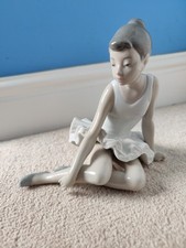 Lladro nao seated for sale  COLWYN BAY