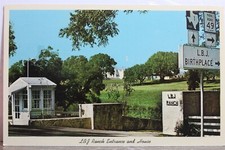 Usado, Cartão postal antigo vintage com vista para cartão postal padrão Texas TX LBJ Ranch Entrance House comprar usado  Enviando para Brazil