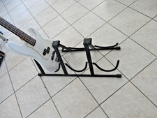 Bassständer gitarrenständer  gebraucht kaufen Bassständer gitarrenständer  gebraucht kaufen  Östringen