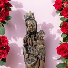 Beautiful carved wooden d'occasion  Expédié en Belgium