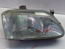 Faro fanale renault usato  Marsico Nuovo