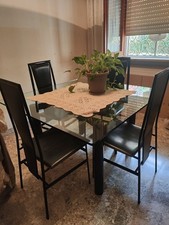 Tavolo con sedie usato  Napoli