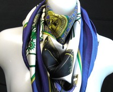 Hermes large scarf d'occasion  Expédié en Belgium