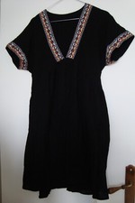 Robe noire coton d'occasion  Suresnes