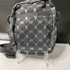 Bolsa de ombro Play Boy coelho preta e branca tiracolo comprar usado  Enviando para Brazil