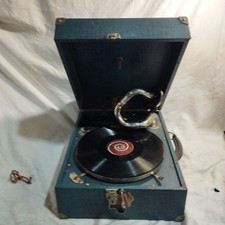 Ancien gramophone pathé d'occasion  Dun-sur-Auron