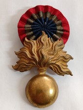 Grenade shako second d'occasion Grenade shako second d'occasion  Magny-en-Vexin