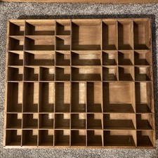 Bandeja de impressora de madeira simulada vintage caixa de sombra 21x18x2 prateleira de exibição com 49 espaços, usado comprar usado  Enviando para Brazil