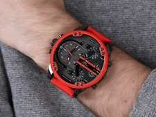 Diesel DZ7370 Mr Daddy 2.0 cronógrafo vermelho silicone relógio de aço inoxidável 57mm comprar usado Diesel DZ7370 Mr Daddy 2.0 cronógrafo vermelho silicone relógio de aço inoxidável 57mm comprar usado  Enviando para Brazil