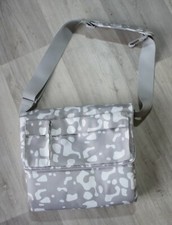 Wickeltasche grau weiß gebraucht kaufen Wickeltasche grau weiß gebraucht kaufen  Wolgast-Umland