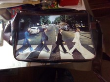 Sac besace beatles d'occasion  Moissy-Cramayel