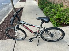 Grey mountain bike for sale  East Lansing