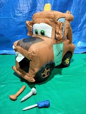 Gemmy Air inflable soplado coches de Disney Mater juego de lanzamiento de patio de chatarra segunda mano  Embacar hacia Mexico
